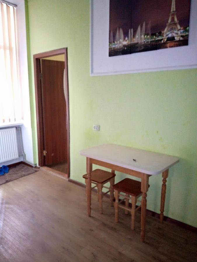 1Ком Апартаменты,Парковка,Улхорватская Lviv Ngoại thất bức ảnh
