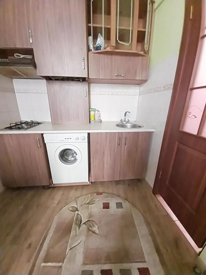 1Ком Апартаменты,Парковка,Улхорватская Lviv Ngoại thất bức ảnh